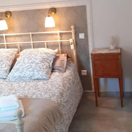 Nocleg ze śniadaniem Domaine La Garence 3*