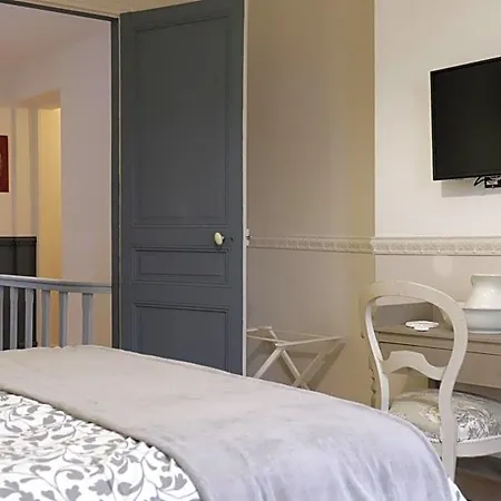 Bed and Breakfast Domaine La Garence 3*