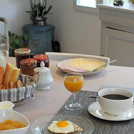 Bed and Breakfast Domaine La Garence